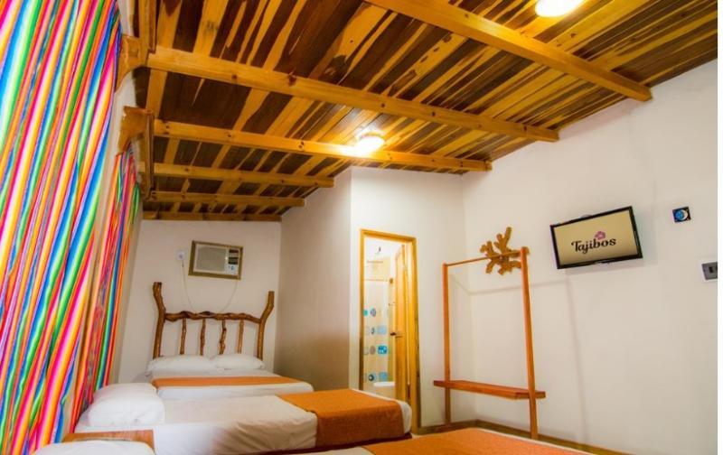Posada Los Tajibos 伊瓜苏港 外观 照片